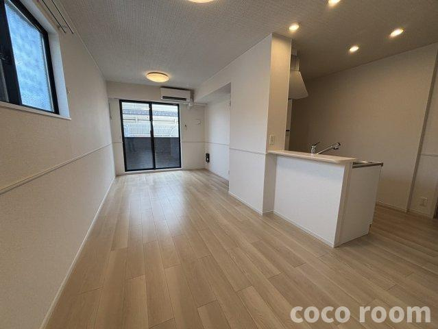 コモド・ダ・ビベレ焼津の居間・リビング