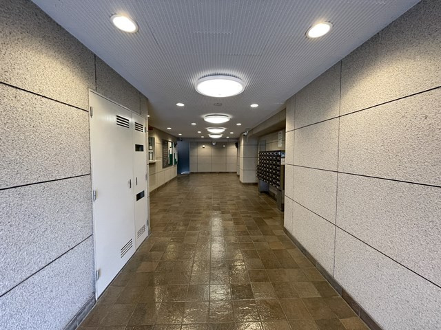 【その他共用部分】 | 緑地東ロイヤルマンション | 物件購入の段取りを知りたいお客様には、「ご検討からご契約までの一連の流れ」をご説明させて頂きます。初めて物件購入を検討された方は、ぜひご参考になさって下さい。