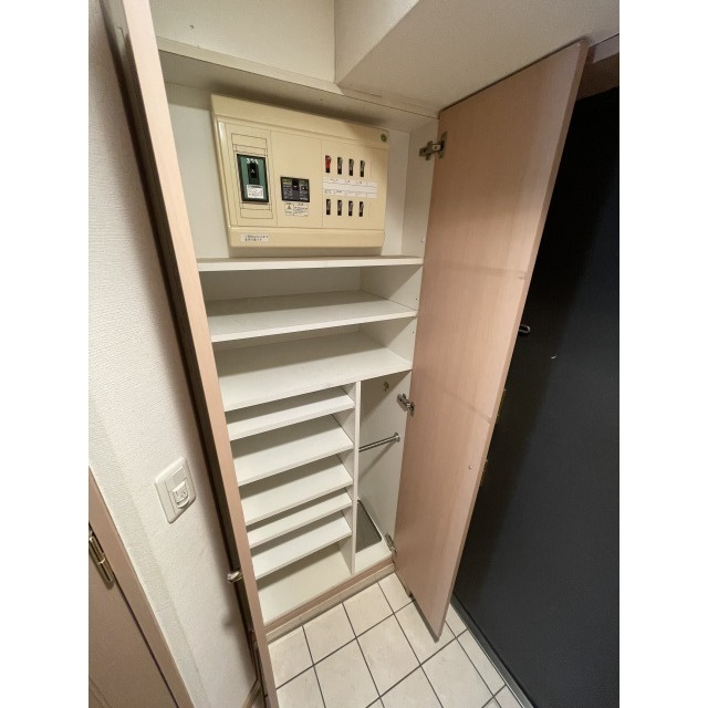 クオリア小石川の収納|シューズボックス