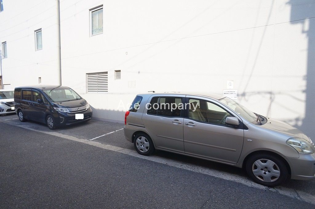 【駐車場】の画像