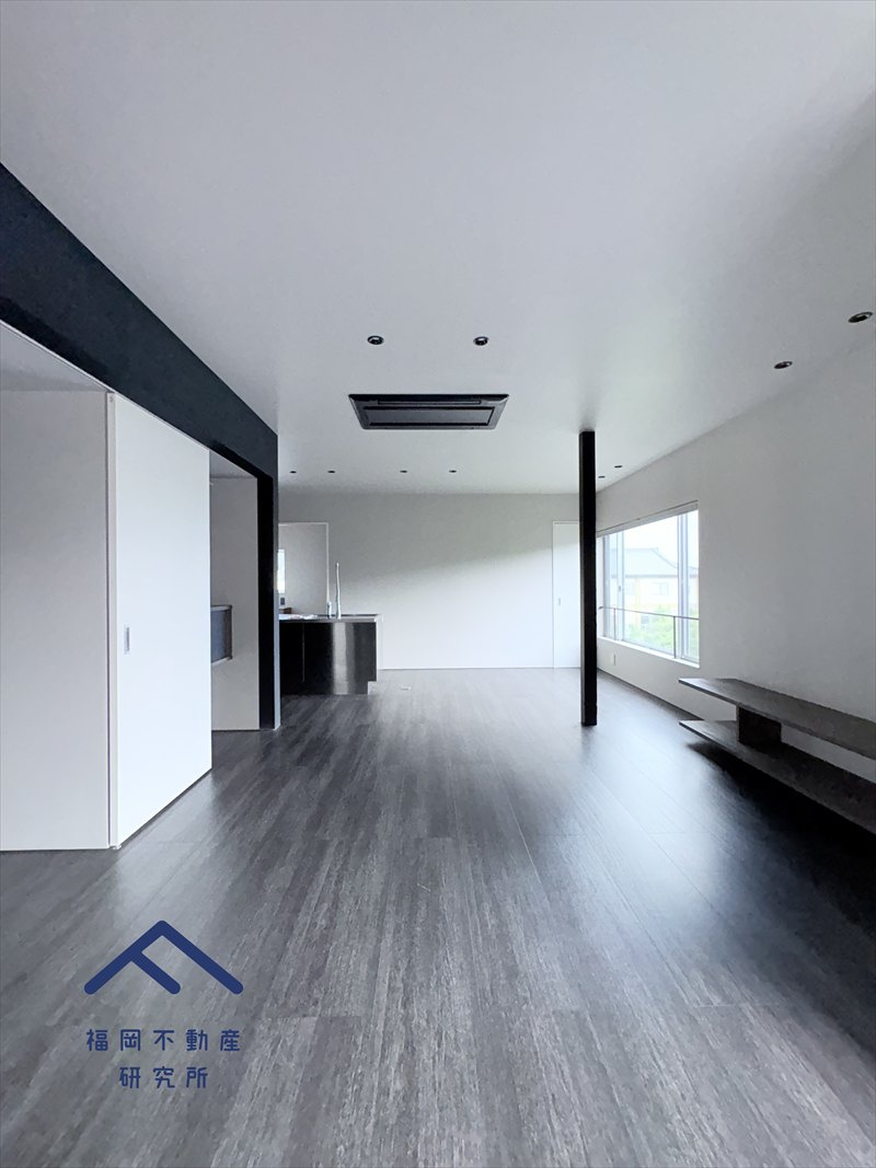 城南区南片江５丁目　戸建ての居間・リビング