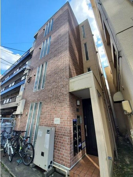 casa quintoのエントランス