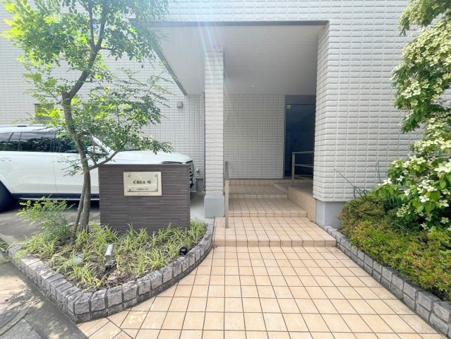 ＣＲＥＡ砧のエントランス