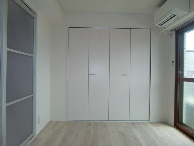 サンビルダー青谷の洋室