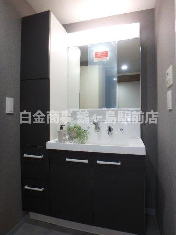 レーベンハイム坂戸フューレの独立洗面台