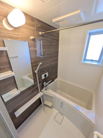 クレールメゾン大瀬戸の浴室