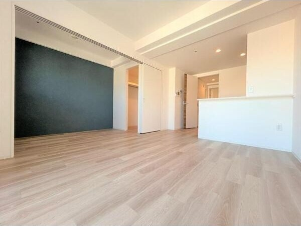 セレニテ十三ミラクの居間・リビング