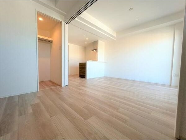 セレニテ十三ミラクの居間・リビング