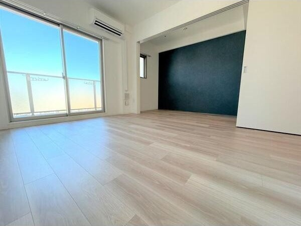 セレニテ十三ミラクの居間・リビング