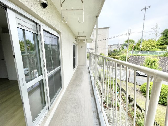 藤阪ハイツＤ６棟のバルコニー