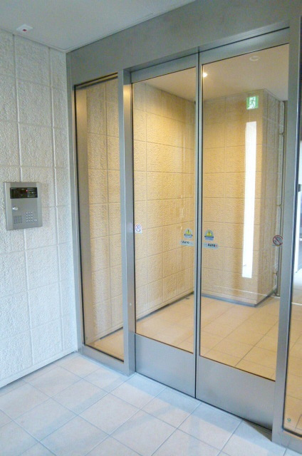 ガーデンパレス上池袋のロビー|★オートロック付きのエントランス★