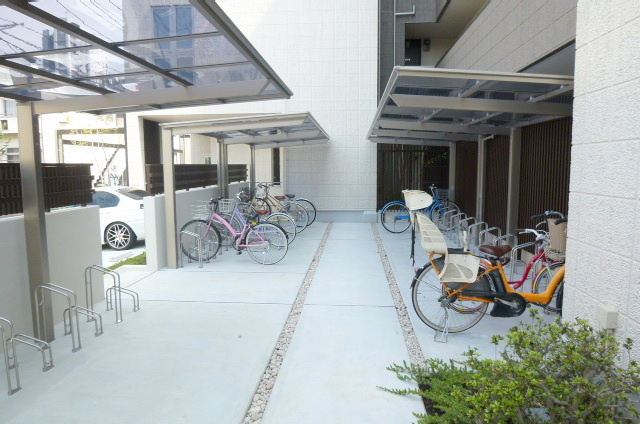ガーデンパレス上池袋のその他共用部分|★屋根付きの自転車駐輪場★