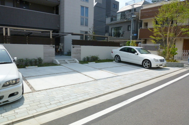 ガーデンパレス上池袋の駐車場|★敷地内駐車場★