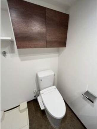 【トイレ】CREVISTA横浜関内