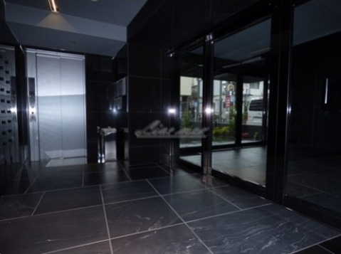 【エントランス】CREVISTA横浜関内