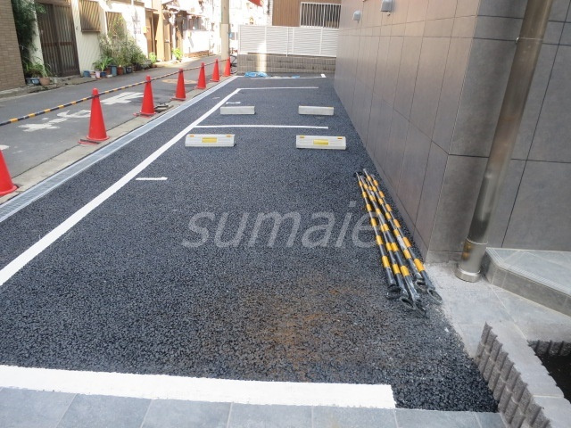 Cross Point AKABANEの駐車場|駐車場完備♪