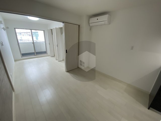 ラモーナ長瀬1の居間・リビング