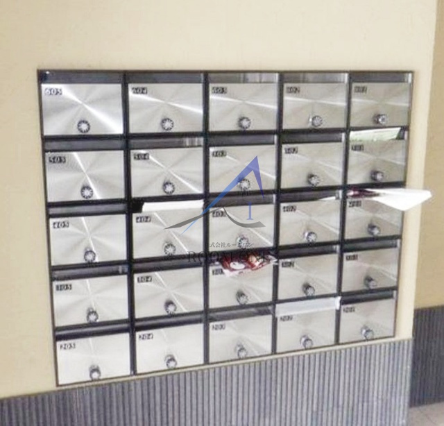 プレール・ドゥーク横浜WESTのその他共用部分|集合ポストです。