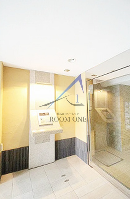 プレール・ドゥーク横浜WESTのセキュリティ|オートロックです。