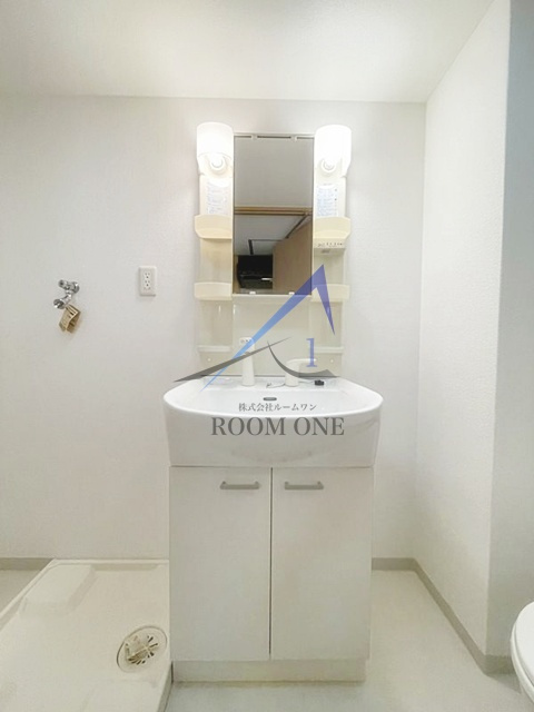 プレール・ドゥーク横浜WESTの洗面所|洗面台です。