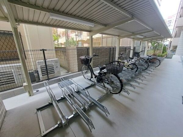 スプランディッド江坂IIIの設備