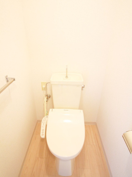 カーサ駒沢　最上階　角部屋　ネット0　のトイレ