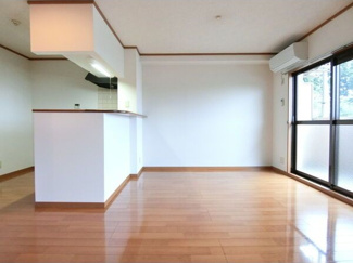 【居間・リビング】 | エンジェルズフォレストA