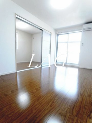 【寝室】 | リブリ・Primrose | 寝室です。