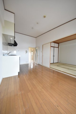 【居間・リビング】 | レジデンス松栄