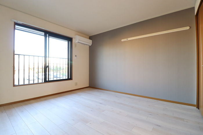 アヴェニューの洋室