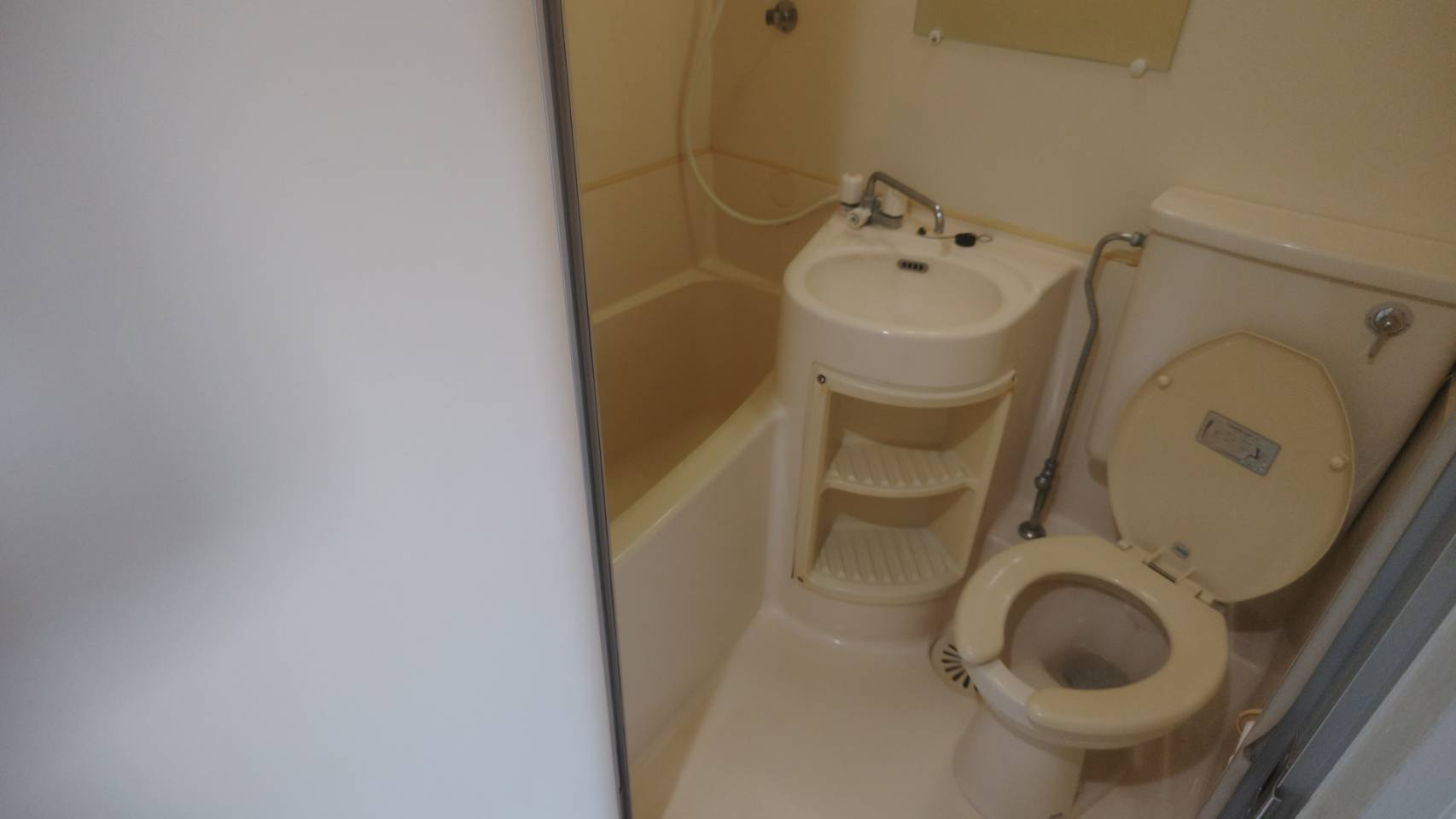 所沢市大字上安松の賃貸マンションの浴室|落ち着いた空間のお風呂です