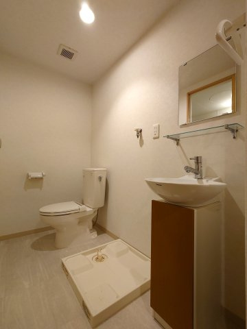 JM FUJISTA 10の洗面所|明るい洗面所です