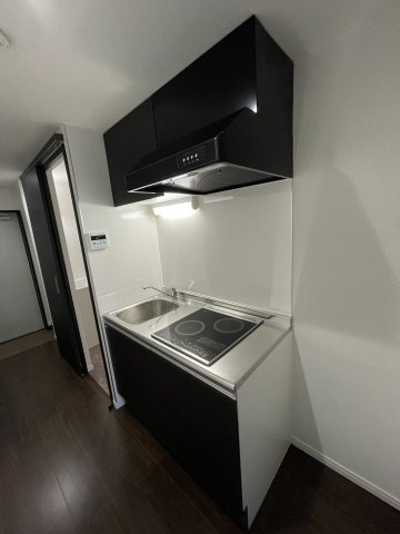 ベイルーム県立大学2のキッチン|コンパクトなキッチンで掃除もラクラク