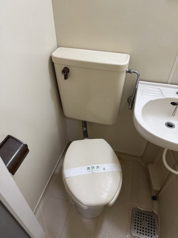 ヴィラトーヨー平塚のトイレ|ゆったりとした空間のトイレです