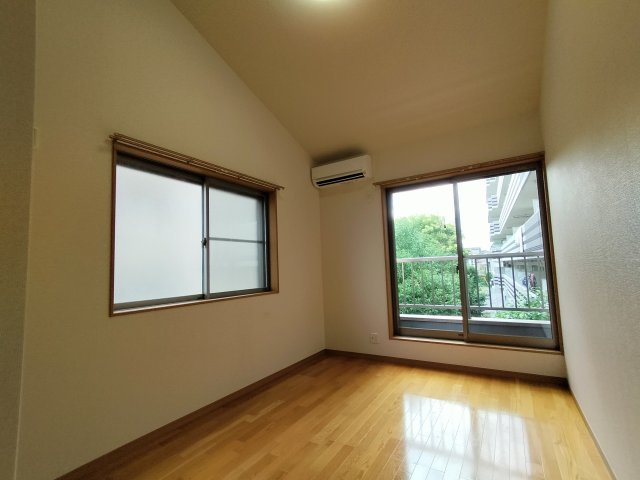 フォレストパーク溝の口の居間・リビング|使いやすい居間です