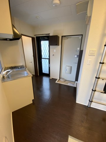 MY横浜戸塚の居間・リビング|別部屋写真参考