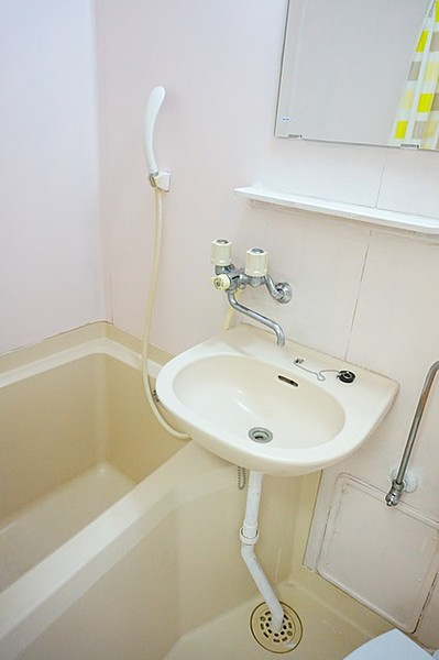 メゾンマリンの洗面所|写真は同施工のものになります。