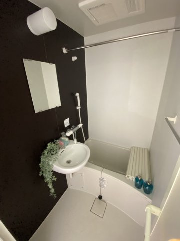 ベイルーム吉野町の浴室|コンパクトで使いやすいお風呂です