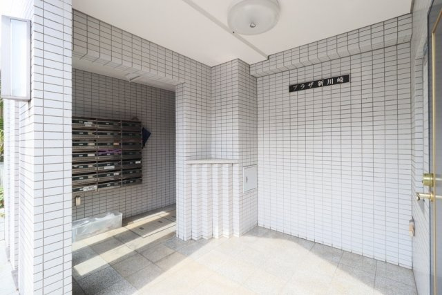 プラザ新川崎のエントランス|清潔なエントランスです