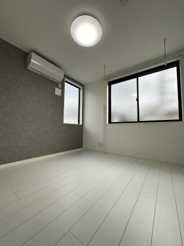 ベイルーム横須賀堀ノ内プレミアの居間・リビング|使いやすい居間です