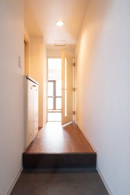 ヴェラハイツ鶴見の玄関|落ち着いた玄関です