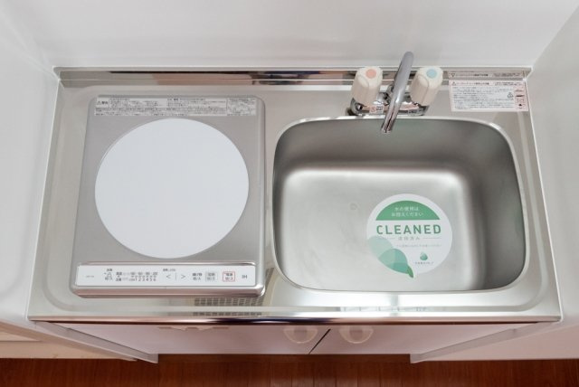 ヴェラハイツ鶴見のキッチン|1口IHコンロ