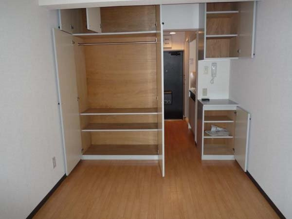 モビーレ等々力の収納|クローゼット