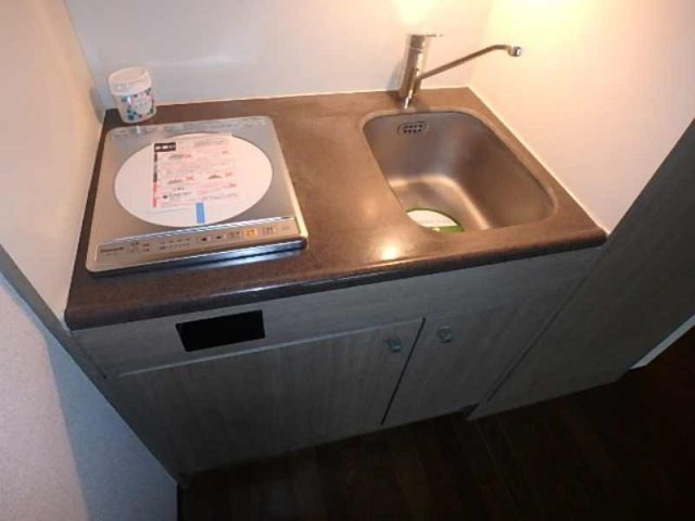 アートイン巣鴨のキッチン|1口IHコンロ