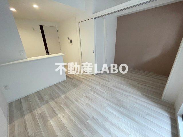 セレニテ難波ミラク壱番館の居間・リビング