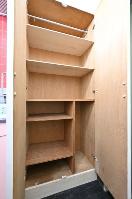 ネオハイシティ豪徳寺の収納|クローゼット