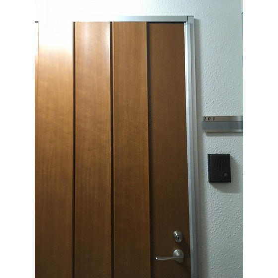 サファイア北千住の玄関|玄関ドア