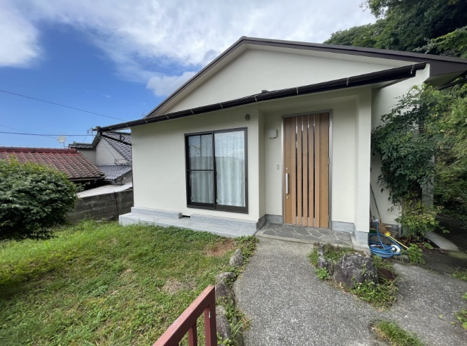 福岡県福岡市西区姪の浜2丁目