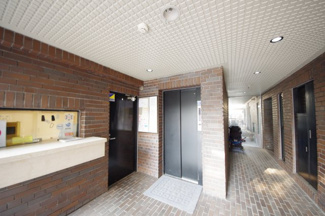 【エントランス】