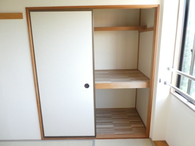 ヴィラ宝塚　宝松苑の収納